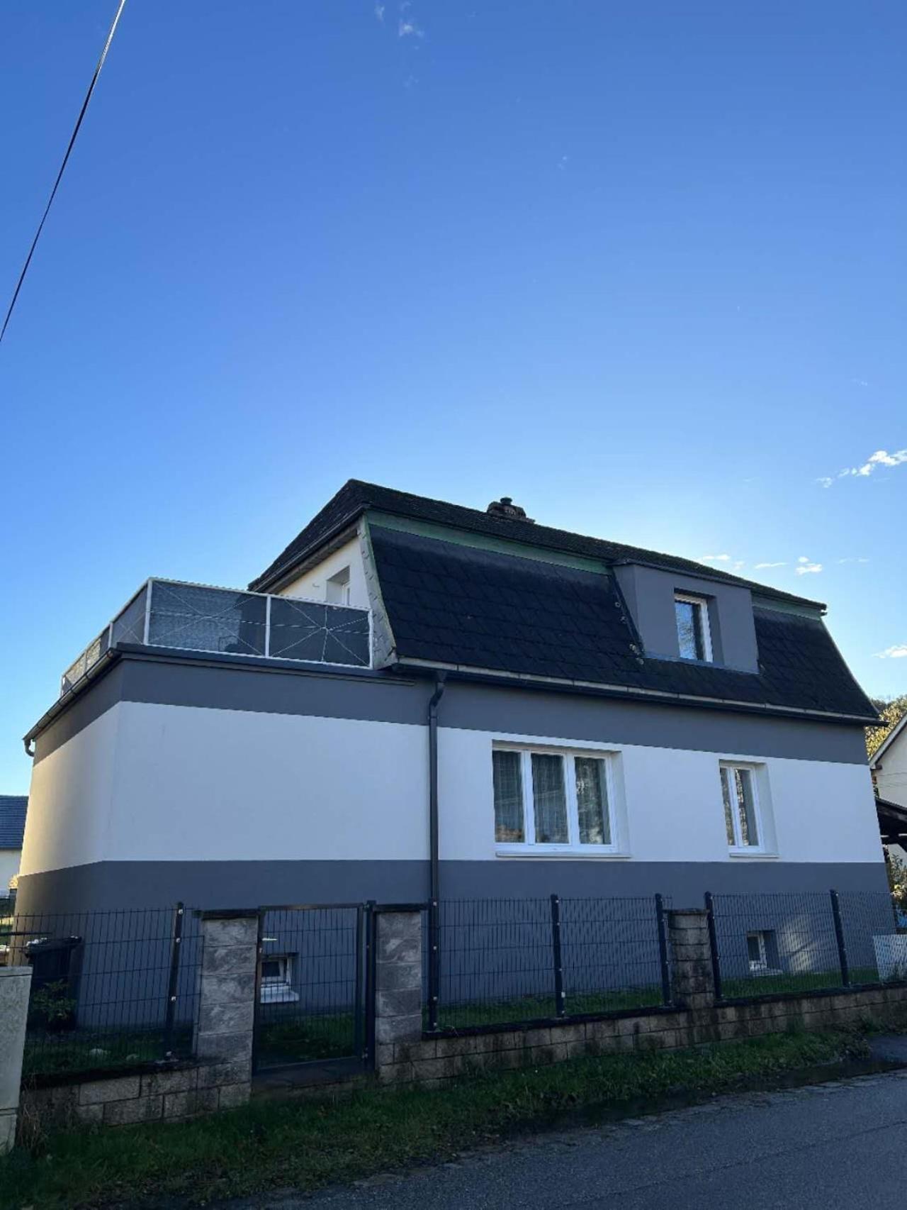 Einfamilienhaus In Ruhiger Lage Apartment Sankt Poelten Luaran gambar